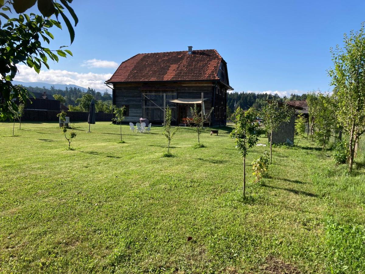 Wooden Barn *