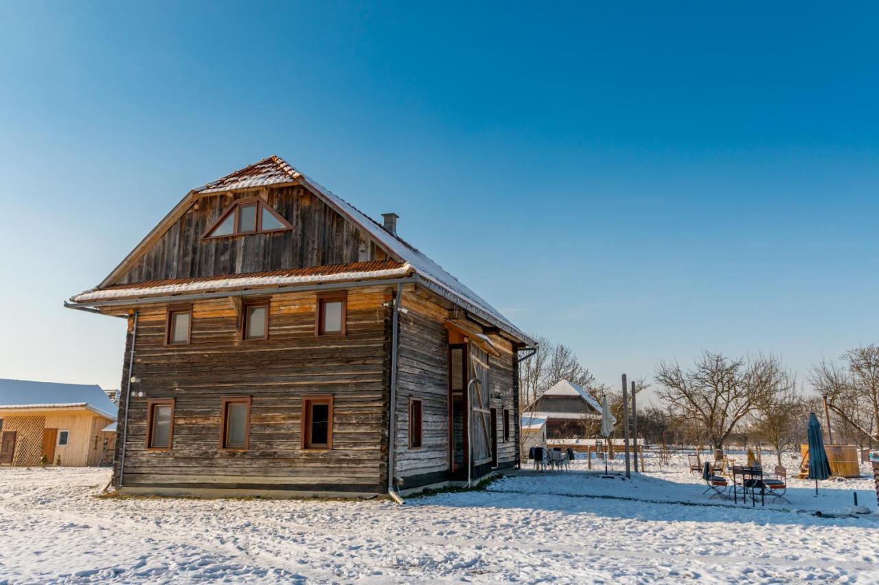 Wooden Barn *
